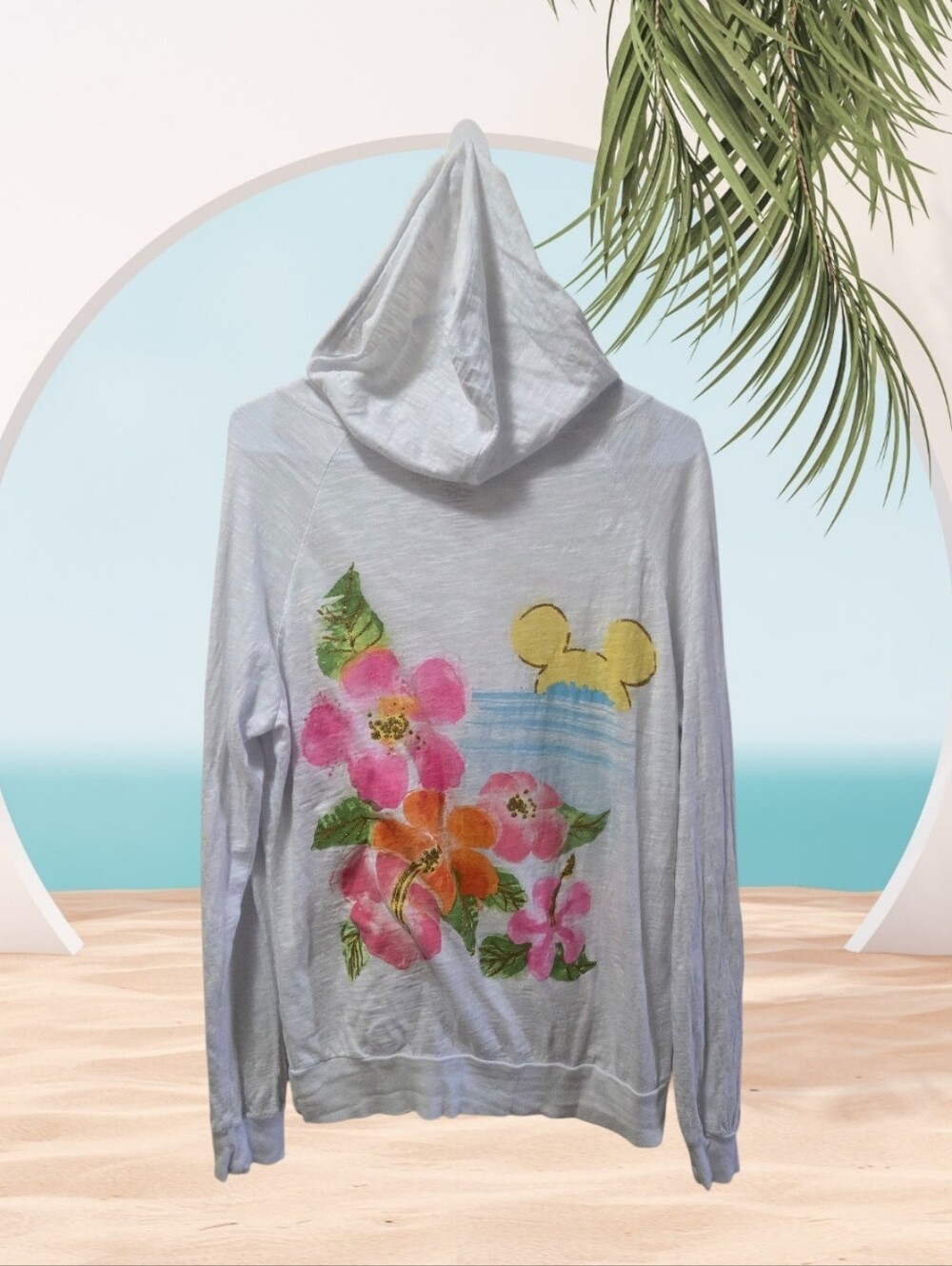 Disney Cruise line Castaway Cay, Bahamas Lightweight Hoodie
